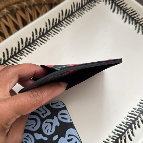 Pela Flexi Silicone Cherry Smiley Face Card Holders - Picture 3 of 4